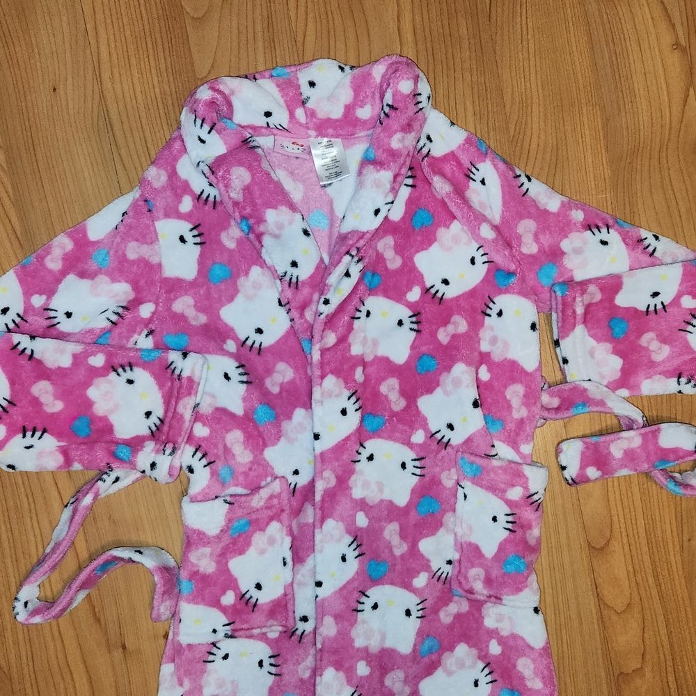 HELLO KITTY by Sanrio, Girls Soft Fleece Pink Robe, Size 10/12 EUC - Picture 2 of 8